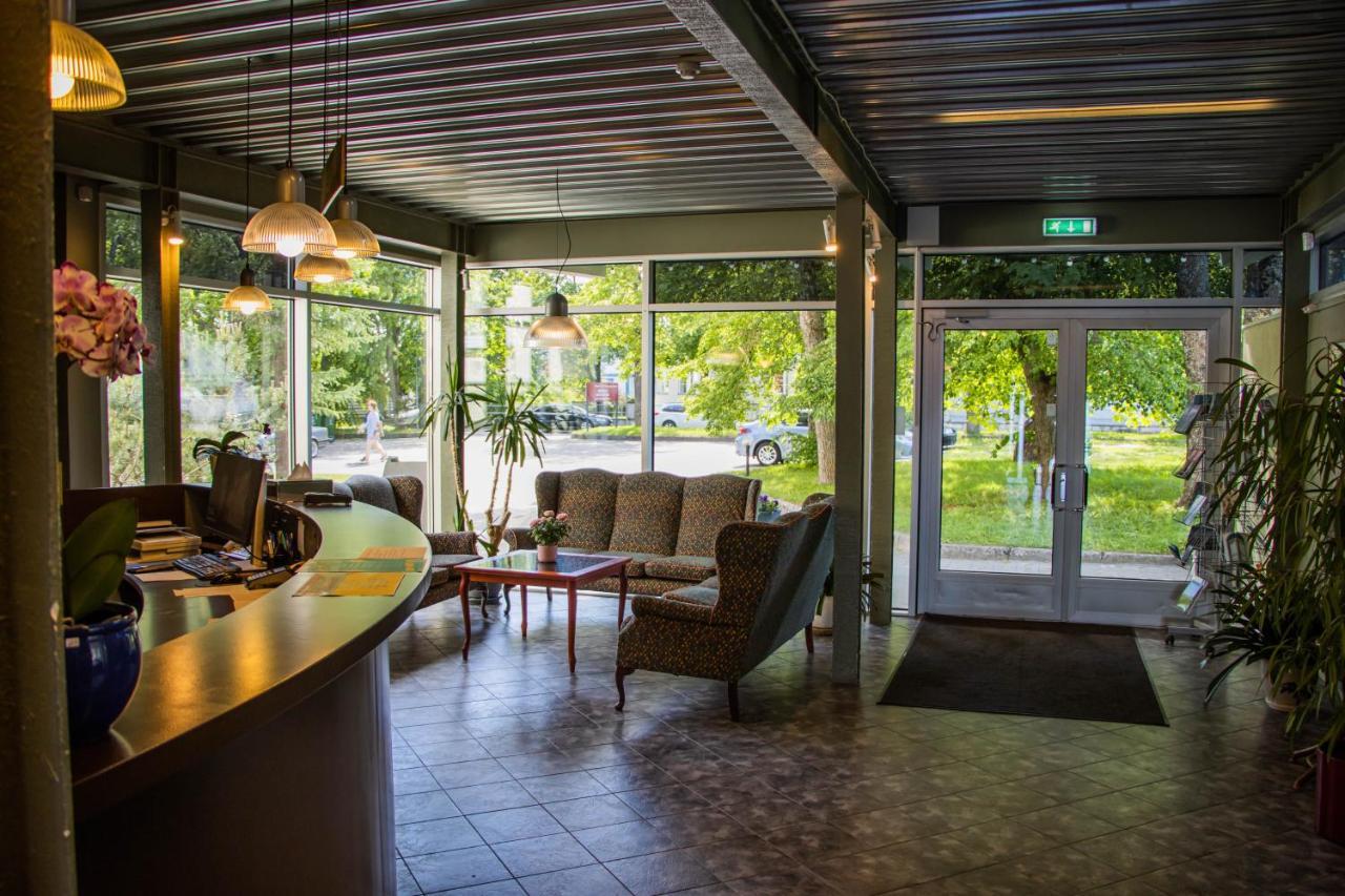 Hotel Promenaadi Haapsalu Luaran gambar