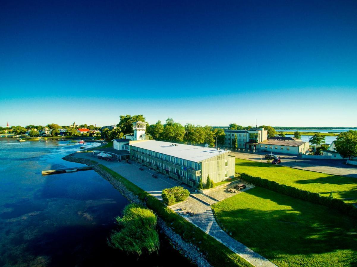 Hotel Promenaadi Haapsalu Luaran gambar