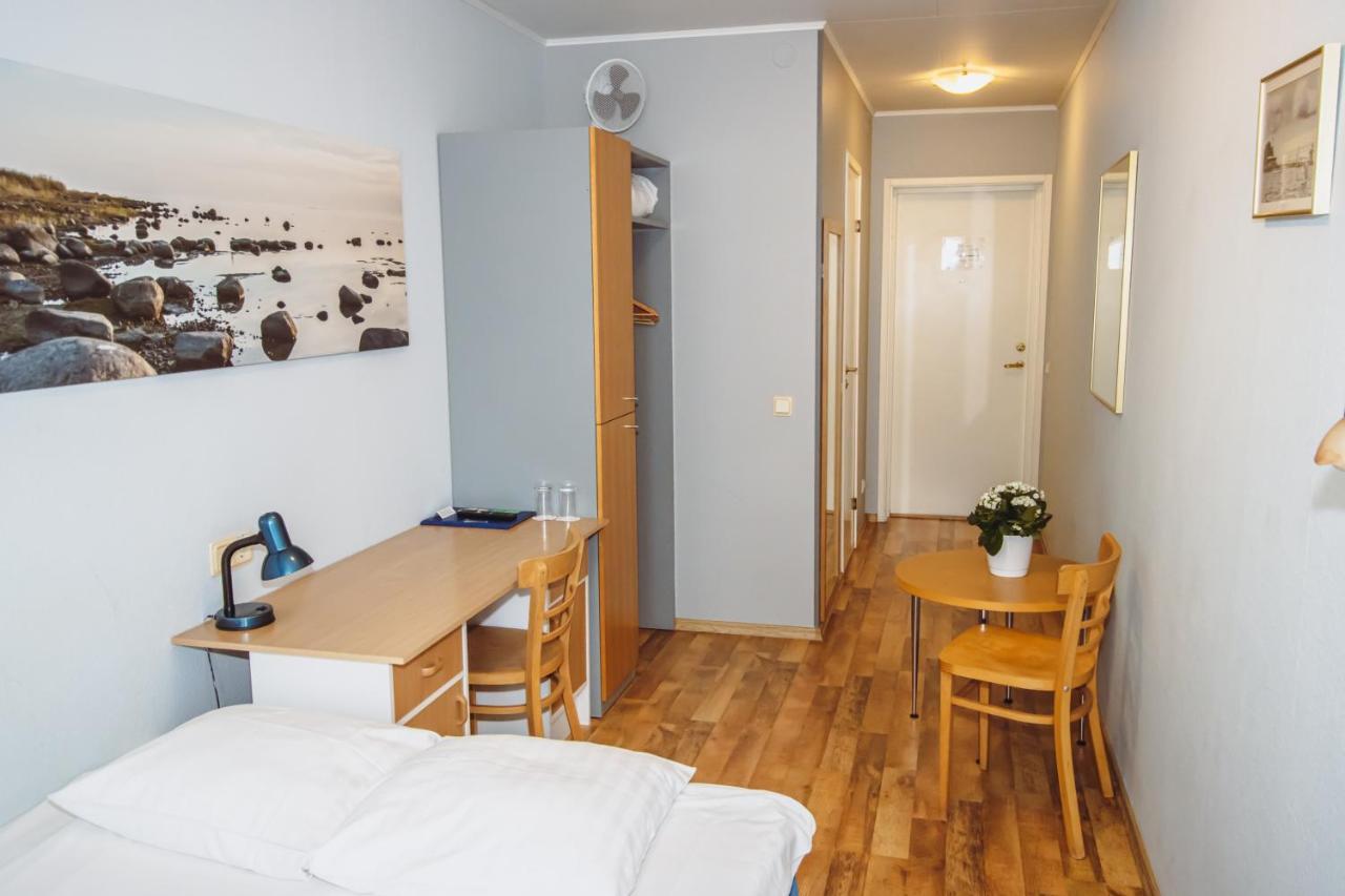 Hotel Promenaadi Haapsalu Luaran gambar