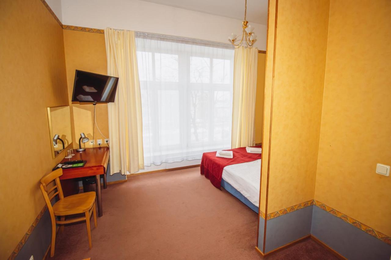 Hotel Promenaadi Haapsalu Luaran gambar