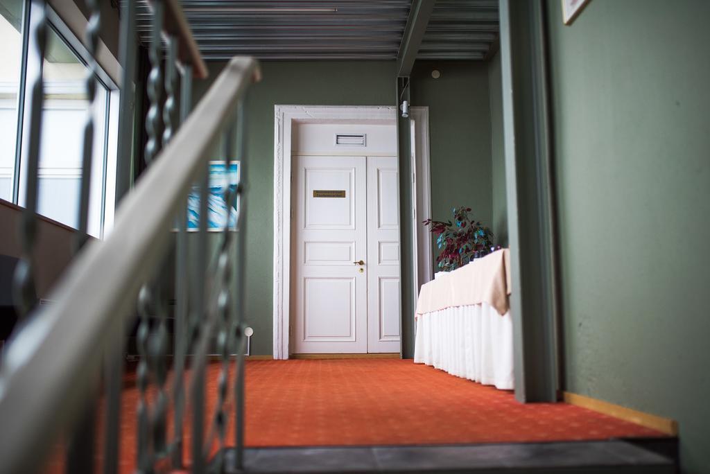 Hotel Promenaadi Haapsalu Luaran gambar