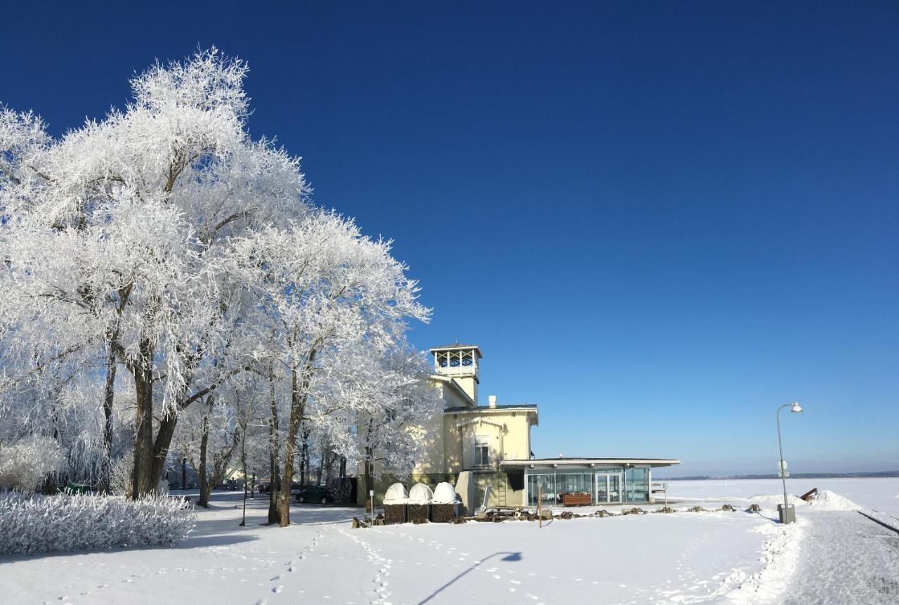 Hotel Promenaadi Haapsalu Luaran gambar